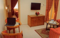   Nova Park Hotel Sharjah 3*  6