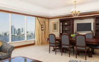 Corniche Hotel Sharjah 5*  5