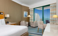   Hilton Dubai Jumeirah Beach 5*  7