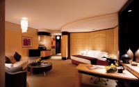   Shangri- La Hotel 5*  6