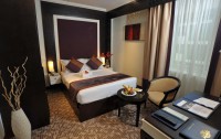   Carlton Tower Hotel 4*  9