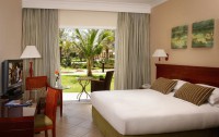   Fujairah Rotana Resort & Spa 5*  27