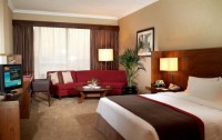   Jumeirah Rotana 4*  29