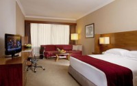   Jumeirah Rotana 4*  21