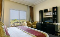   Royal Beach Fujairah 4*  30