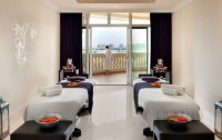   Kempinski Hotel & Residences Palm Jumeirah 5*  70