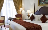   Two Seasons Hotel (ex. Gloria Hotel) 4*  9