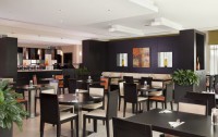   Holiday Inn Express Dubai Jumeirah 2*  7