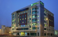   Holiday Inn Express Dubai Jumeirah 2*  1