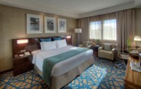   Crowne Plaza Dubai Deira 5*  10