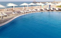   Radisson Blu Resort 5*  11