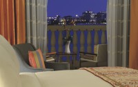   The Ritz- Carlton Abu Dhabi, Grand Canal 5*  12