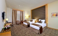   Copthorne Hotel Sharjah 4*  13