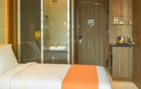   Holiday Inn Express Clarke Quay 4*  22