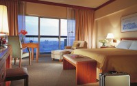 Swissotel The Stamford 5*  2