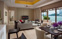   Beach Villas 5*  11