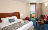   Herods Dead Sea Hotel & Spa 5*  35