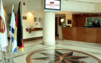   Crowne Plaza 5*  15