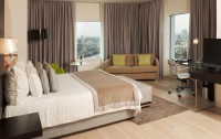   Crowne Plaza City Center 5*  6