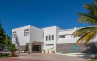 Cancun Bay Resort 3*  2