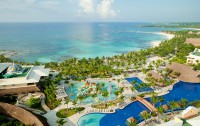   Club Premium Deluxe En Barcelo Maya Palace Deluxe 5*  1