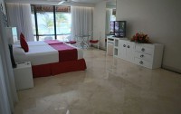 Oasis Tulum 5*  4