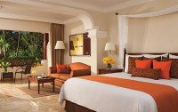   Now Sapphire Riviera Cancun 5*  6