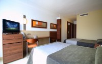   Aqua Hotel Aquamarina 4*  42