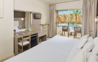   H10 Cambrils Playa 4*  21