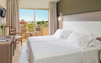   H10 Cambrils Playa 4*  20