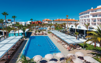   Riu Arecas 4*  18