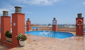   H.top Royal Sun Suites (ex Htop Santa Susanna) 4*  18