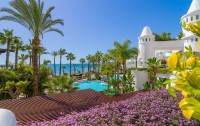   H10 Estepona Palace 4*  74