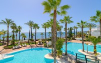   H10 Estepona Palace 4*  73