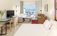   H10 Estepona Palace 4*  62