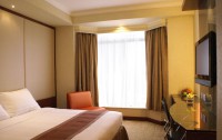   Stanford Hillview Hotel					 3*  9