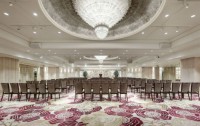   The Langham Hong Kong 5*  43