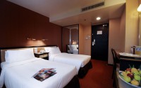   Ramada Kowloon Hotel 3*  7