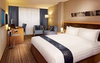   Metropark Hotel Wanchai 4*  14