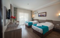 Crystal Aura Beach Resort&spa 5*  5