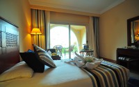   Sea Beach Aqua Park Resort 4*  8