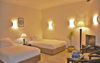   Rohanou Beach Resort 4*  8