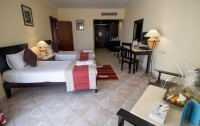   Royal Tulip Beach Resort 5*  15