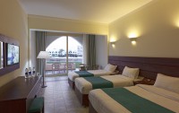   Three Corners Equinox Beach Resort 4*  17