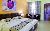   Three Corners Rihana Resort 4*  11