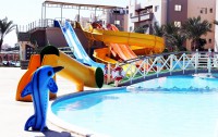 Nubia Aqua Beach Resort 5*  4