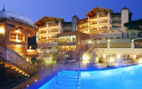   The Alpine Palace - New Balance Luxus Resort 5*  1