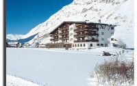   Alpenhotel Tirol 4*  1