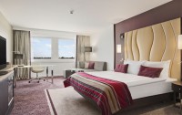   Hilton Vienna Danube Waterfront 4*  15