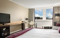   Hilton Vienna Danube Waterfront 4*  14